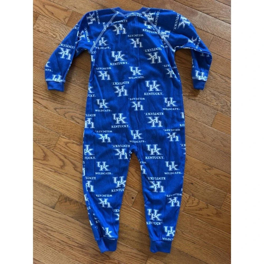 University Of Kentucky Wildcats Infant Allover Print Zip Sleeper Pajamas Sz 2T
